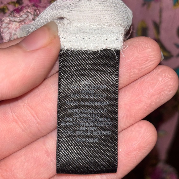 Express Pink and Purple Ruffled Long Sleeve Blouse - Picture 3 of 9